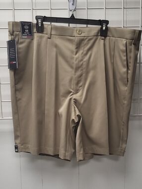 Nwt, Roundtree & Yorke Men's Flat-Front Khaki Shorts, Size 44